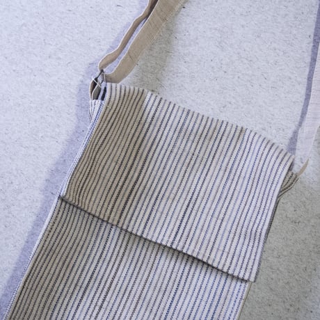 ショルダーバッグ〔長型〕 / 縞　ピンクベージュ