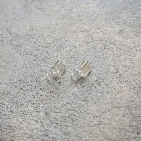 イヤリング　浮布〔clear cloth 〕/  丸四角 三筋縞　黄緑