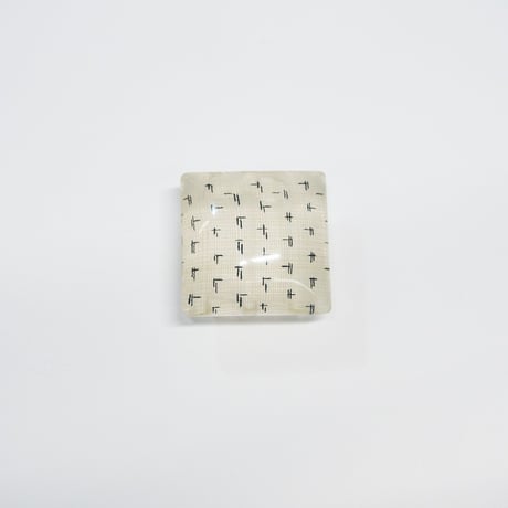 帯留　浮布〔clear cloth 〕/  四角  蚊絣　生成