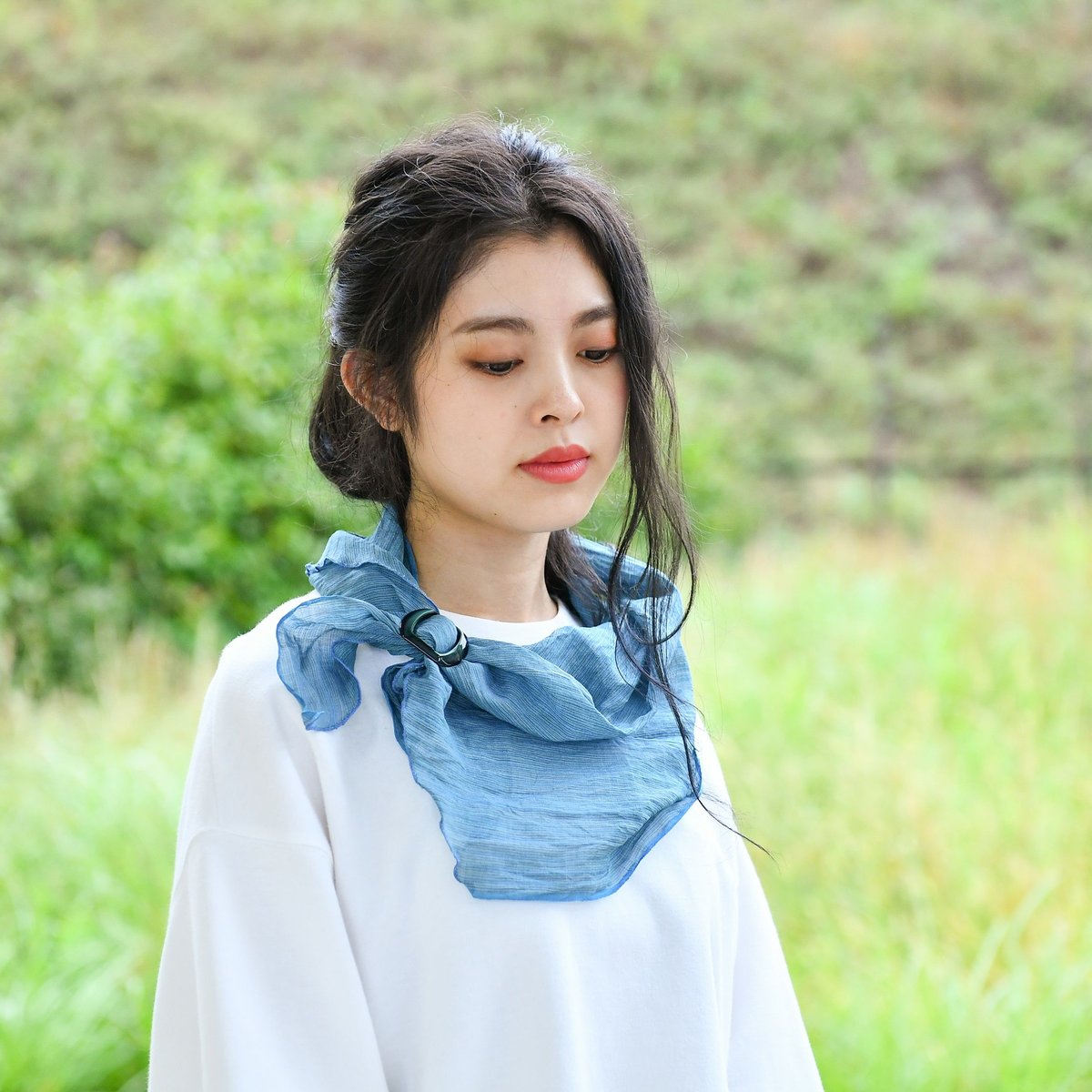 スカーフ / 万筋 縞 青 | 能登上布 公式ONLINE STORE スカーフ / 万筋 縞 青 | 能登上布 公式ONLINE STORE