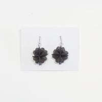 ピアス　コハナ / 1連 / 焦げ茶