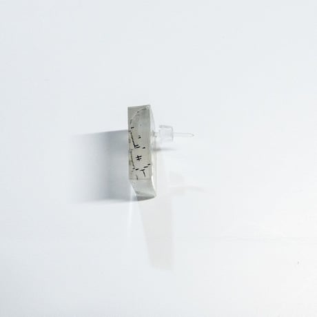 ピアス　浮布〔clear cloth 〕/  四角 縞　薄灰