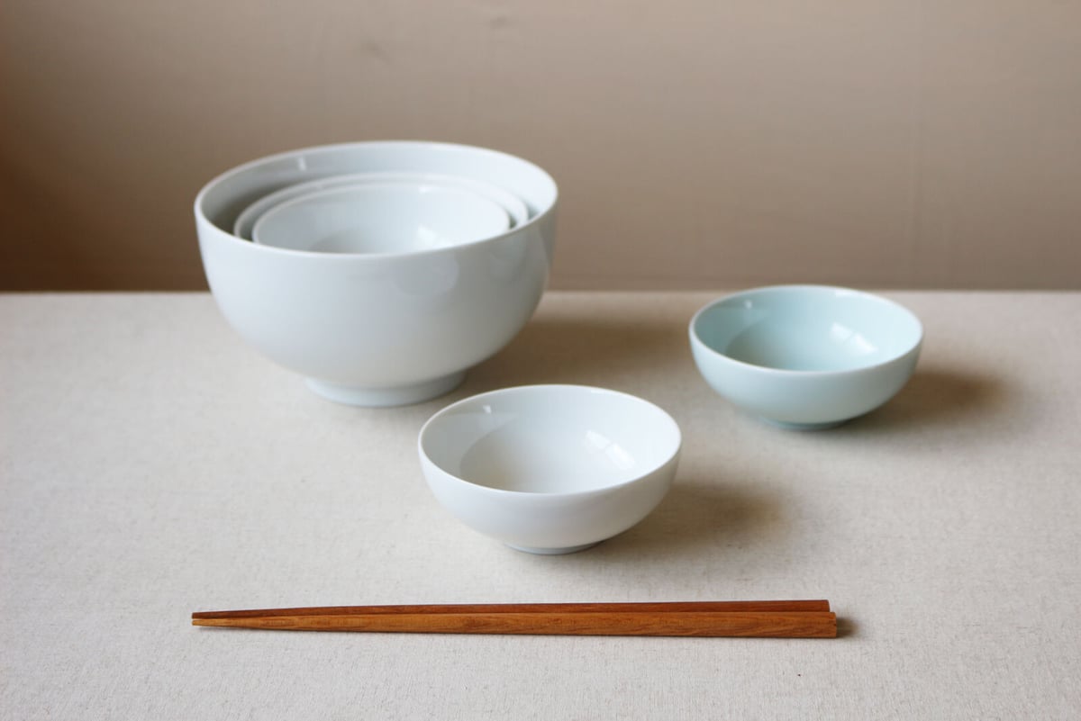 白色 陶器製 茶碗 丸型 白色 陶器製 茶碗 丸型