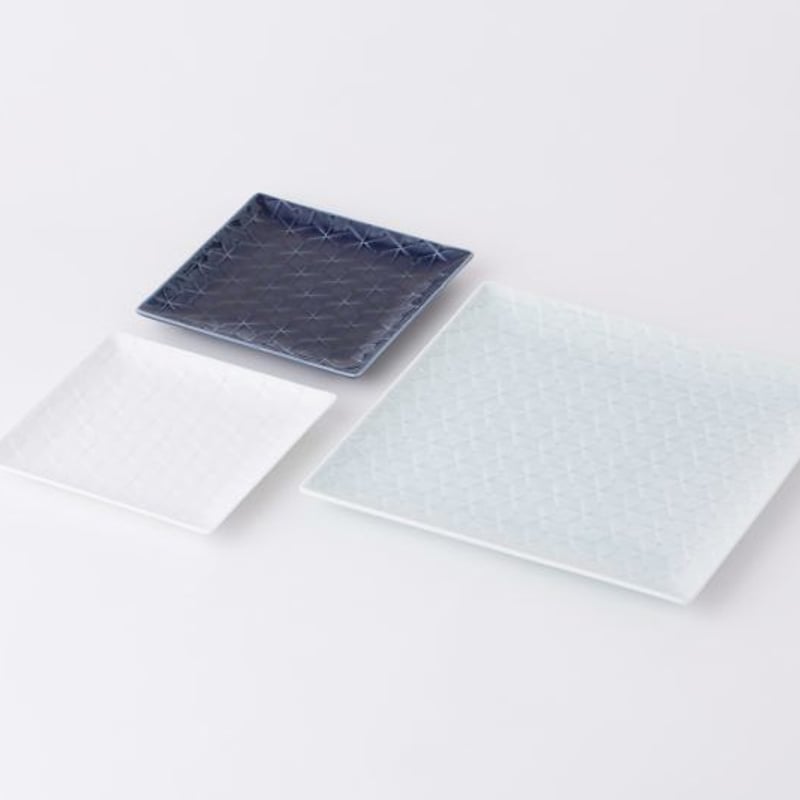 旅籠 27角皿 網代 藍 裏印あり P39903 | 小田陶器オンラインストア