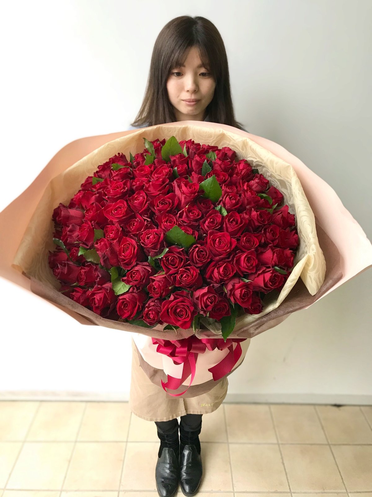 101本赤いバラブーケ 枯れない薔薇 プレゼント お祝い 特別な日 特別な人