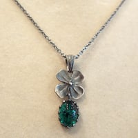 ヴィンテージスワロフスキーネックレス（カラー：エメラルドカラー）