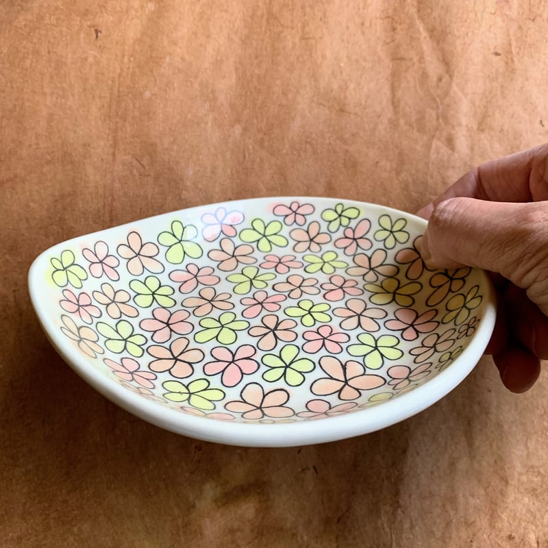 加藤委　しずく皿 加藤委】青白磁しずく皿 – 工房イクコオンラインショップ