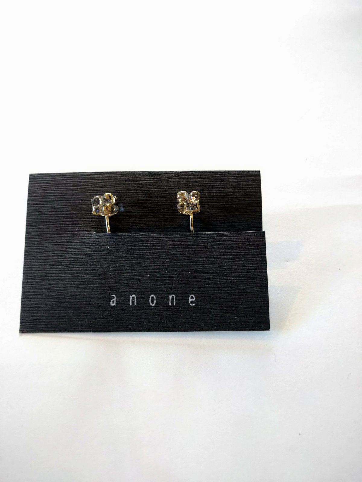 あつ様お取り置き。藤、ひと枝色のピアス14kgf ひとかけら おさとう ピアス、イヤリング | anone online STORE