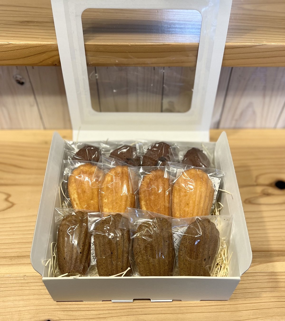 3種類のマドレーヌBOX(12個入り)木曜発送 | 菓子工房ichie onlineshop