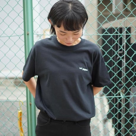 UNTITLED TEE