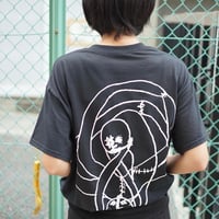 UNTITLED TEE