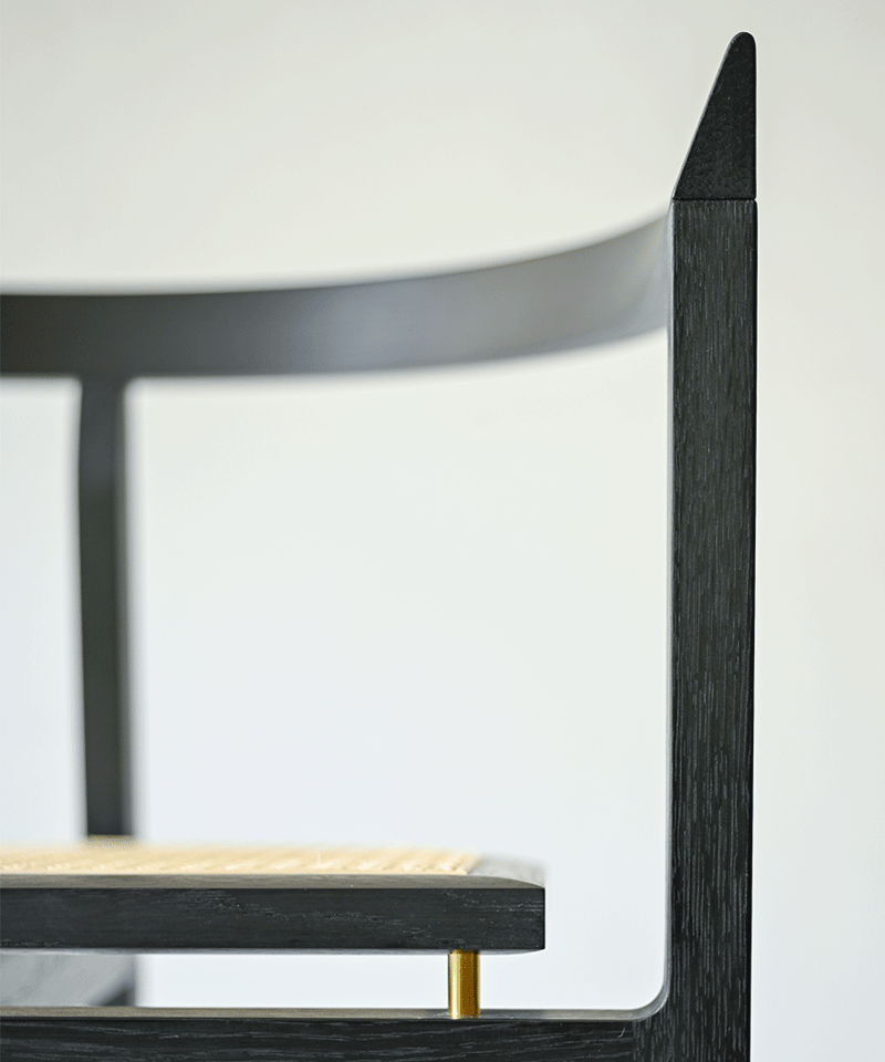 三つ脚の椅子 / 鉄媒染 | Playmountain Pop Up Store