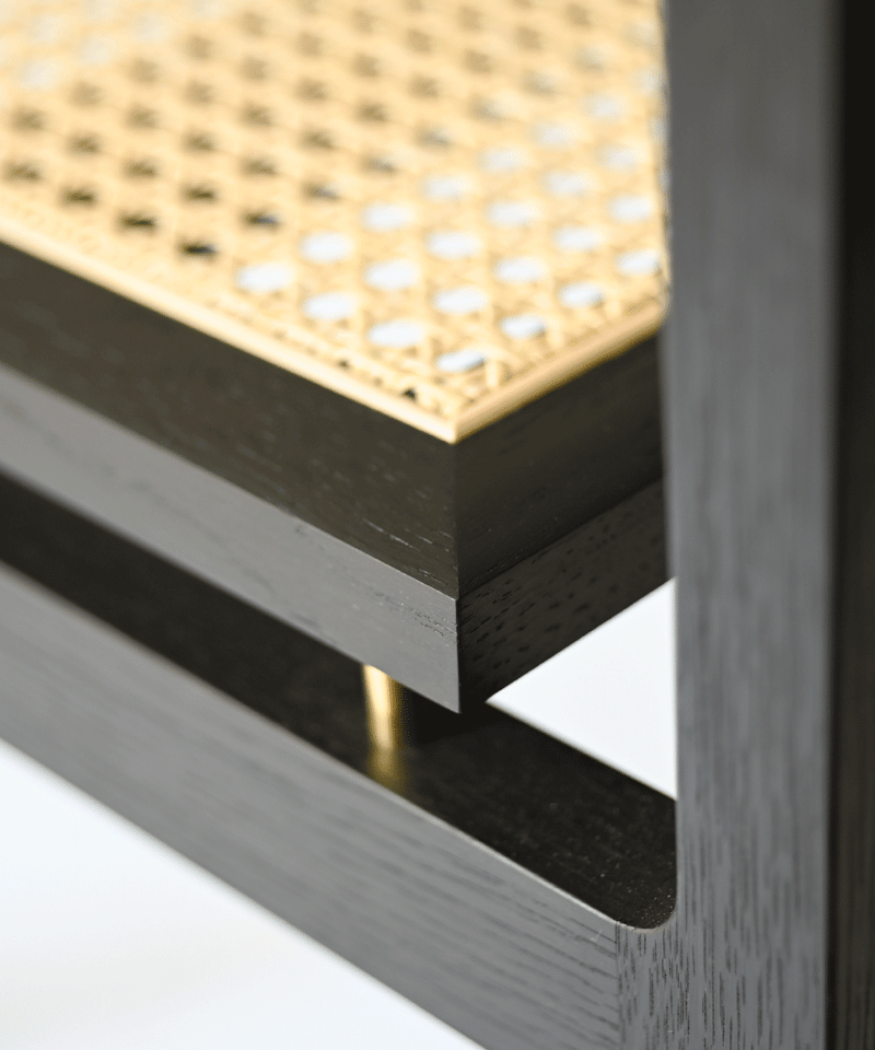 三つ脚の椅子 / 鉄媒染 | Playmountain Pop Up Store