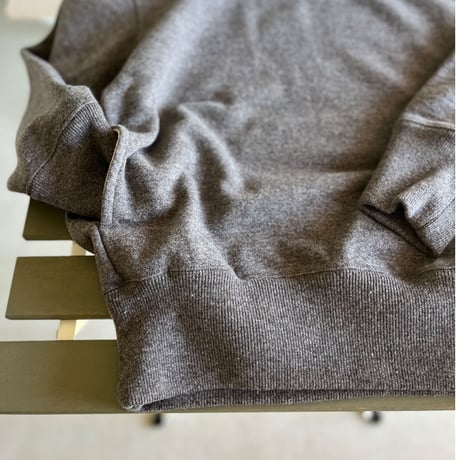 Slopeslow / Turtle neck Sweatshirt