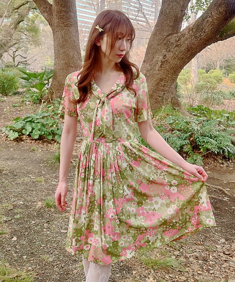 Flower pink green dress