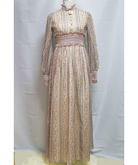 Stripe&flower smocking maxi dress