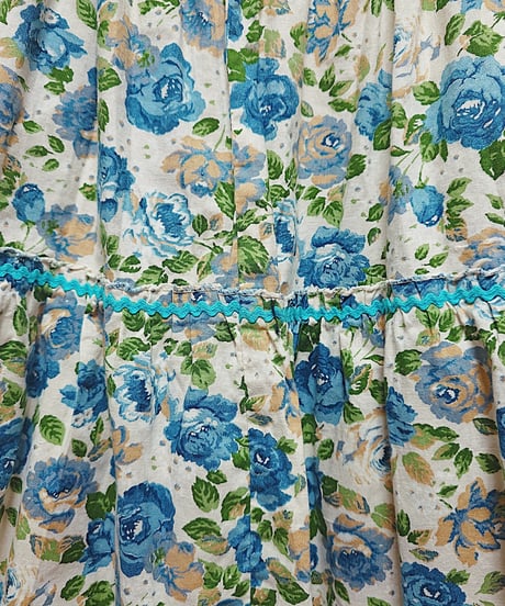 Blue rose skirt