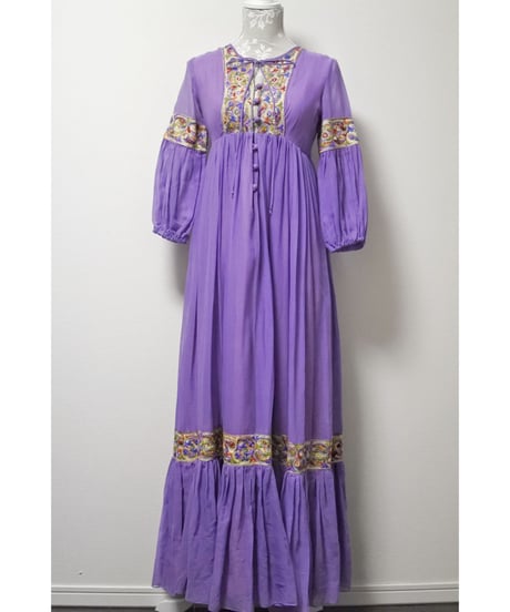70′s Embroidery purple dress
