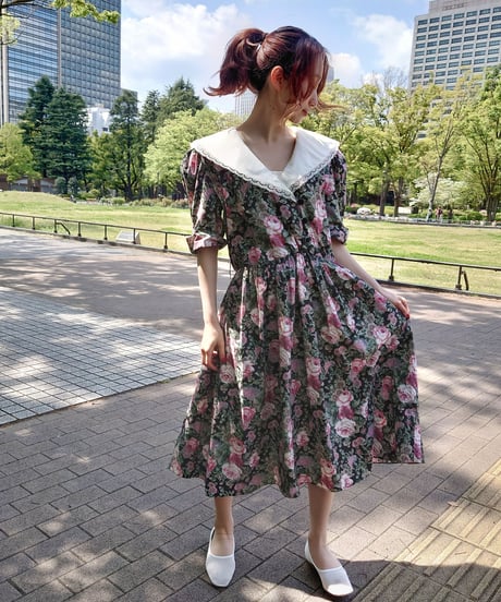 70's Black flower sailor dress