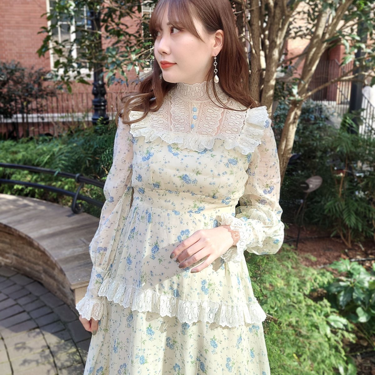 70′s White×blue flower dress | JuLilliy Vintage