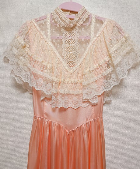 70's GUNNE SAX lovely lace dress