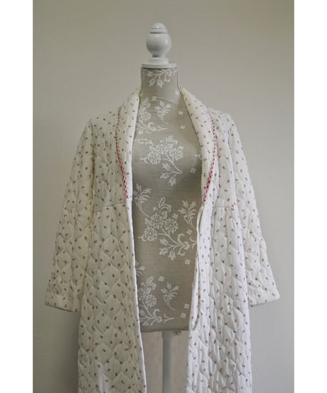70's Flower quilting gown