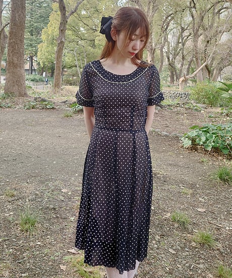 Good girl dot dress