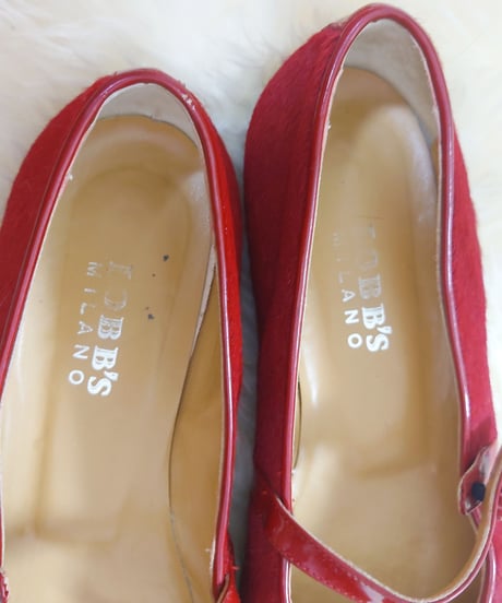 LOBB'S Rouge Pumps