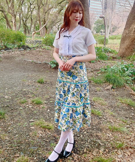 Blue rose skirt