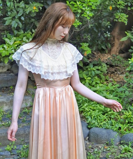 70's GUNNE SAX lovely lace dress