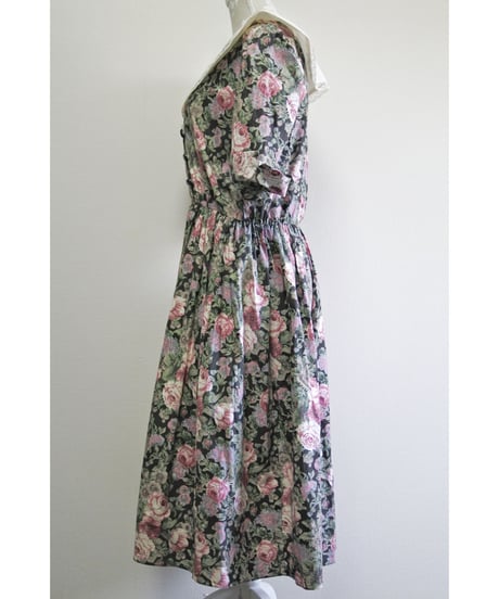 70's Black flower sailor dress
