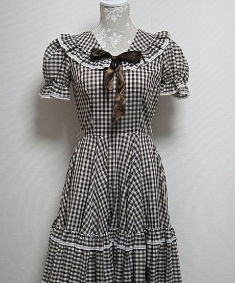 70's Gingham ribbon brown dress