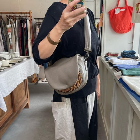 エバゴス | STORES