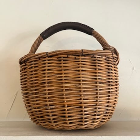 エバゴス | STORES