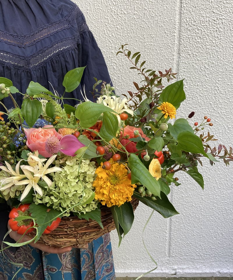 発送】季節のバスケットアレンジL ※4営業日前までにご注文下さい