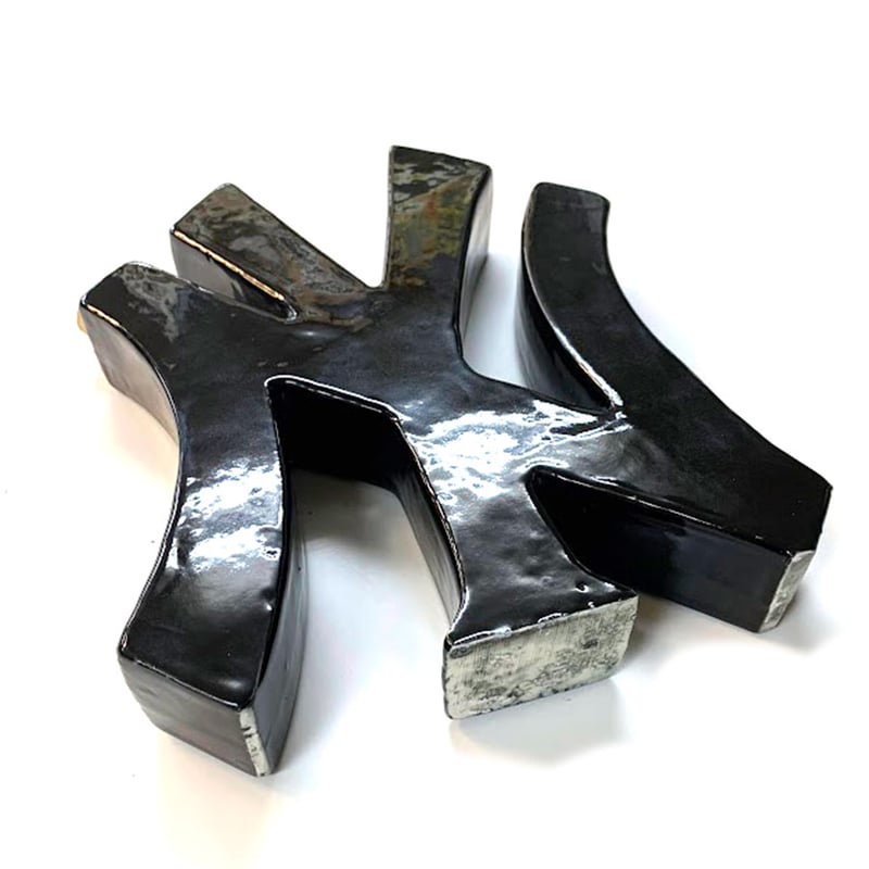 ヤンキース　お香立て 9周年のお祝いにといただいたプレゼントがっ‼︎ こちら✨🗽 陶器で作