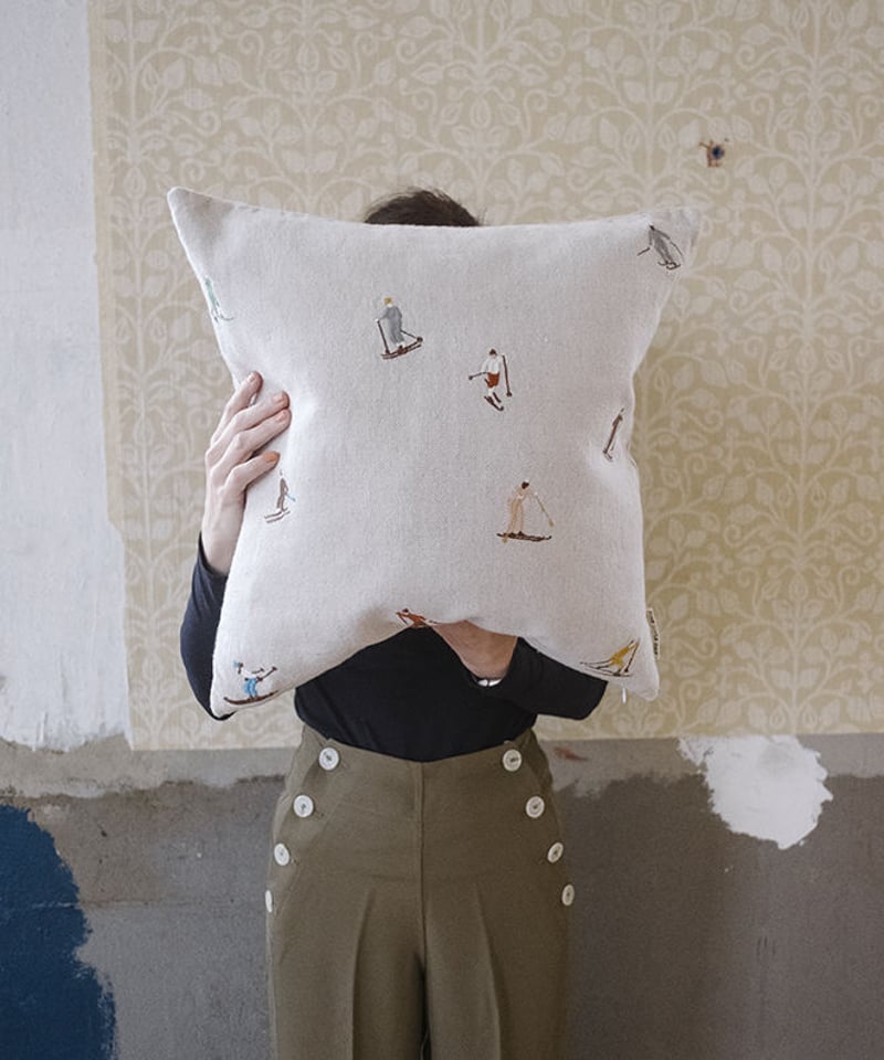【桜坂美野様オーダー専用ページ】リネン刺繍　クッションカバー リネン刺繍 桜坂美野様オーダー専用ページ】クッションカバー