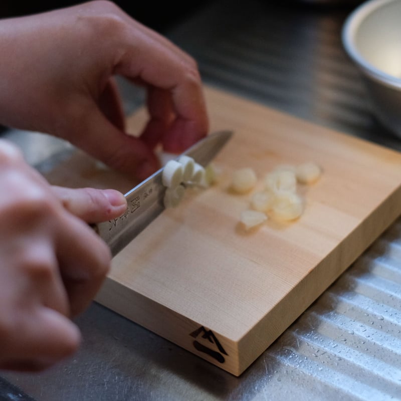 天然木曽檜まな板 柾目 / 野尻木材工業所 | en-shouten online