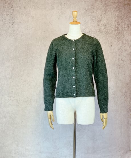 《せいちゃんです》❤最終大放出❤着やすいボレロカーディガン トレンドのボレロ🤍 ニットタンクだけでも夏使えそうだしおすすめです