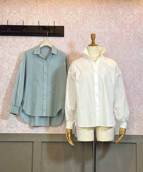 【トルネラ】　プライオリティ　バックスリットトップス トルネラ】【新品】プライオリティ バックスリットトップス