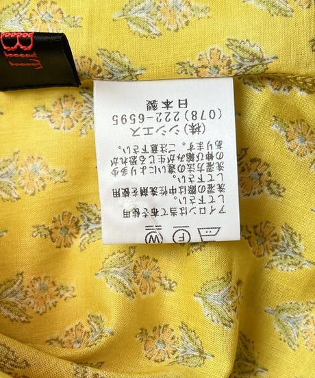 ブラウスプリント（E52617001）／HABIT