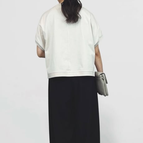 QTUME 細リブボックスTシャツ- ベージュ