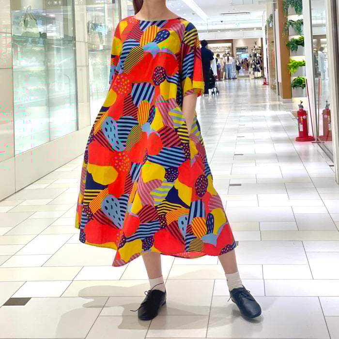 TIGRE BROCANTE(ティグルブロカンテ)ビッグフラワーブロードフレア半袖