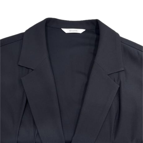 QTUME ストレッチジャケット　black
