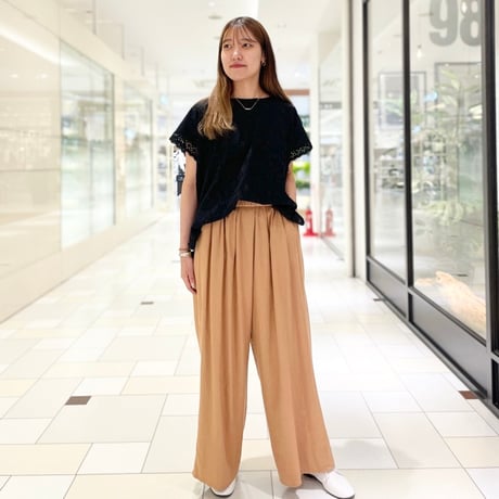 PEINDRE エアリーフラワー立体刺繍トップス　ブラック
