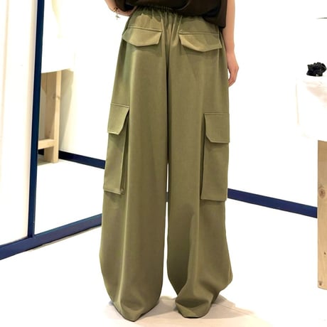 QTUME | カーゴシルエットパンツ | 【Khaki】