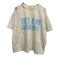 SEVEN SENSE YESロゴTシャツ-  クリーム