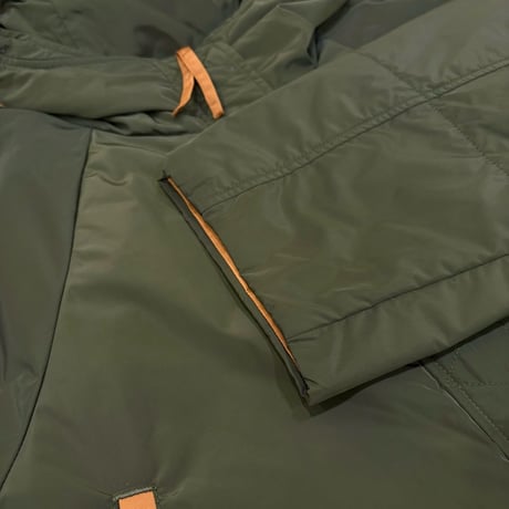 THOMAS MAGPIE マウンテンパフコート khaki