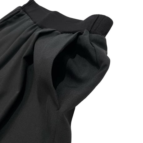 ATELIER SIX エステルシャンブレーリブワイドパンツ  -ブラック