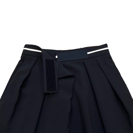 THOMAS MAGPIE ウエストラインタックパンツ ブラック